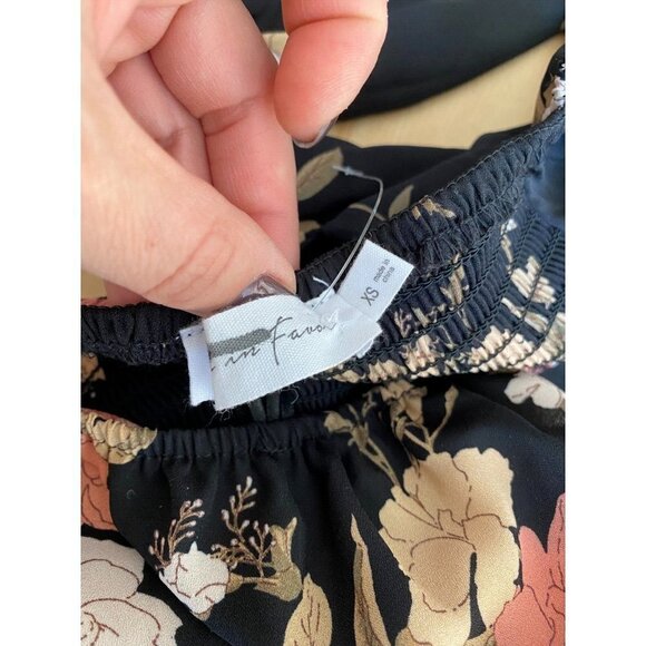 𝅺ALL In Favor Floral Mini Dress Sz XSmall Back Cut Out Long Sleeve - Picture 7 of 8